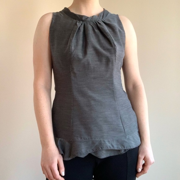 Siste’s Made in Italy Grey High Neck Sleeveless Top with Tie Back - Picture 4 of 8